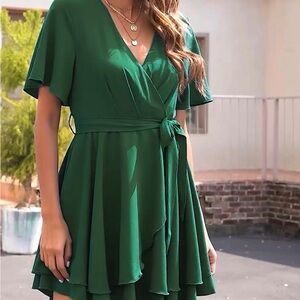 Amoretu Women’s Boutique Short Sleeve Ruffle V-Neck Wrap Dress Green Size 2XL